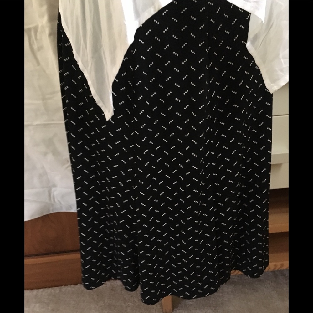Liz Claiborne Romantic Classic comfy skirt stretch - Picture 6 of 10
